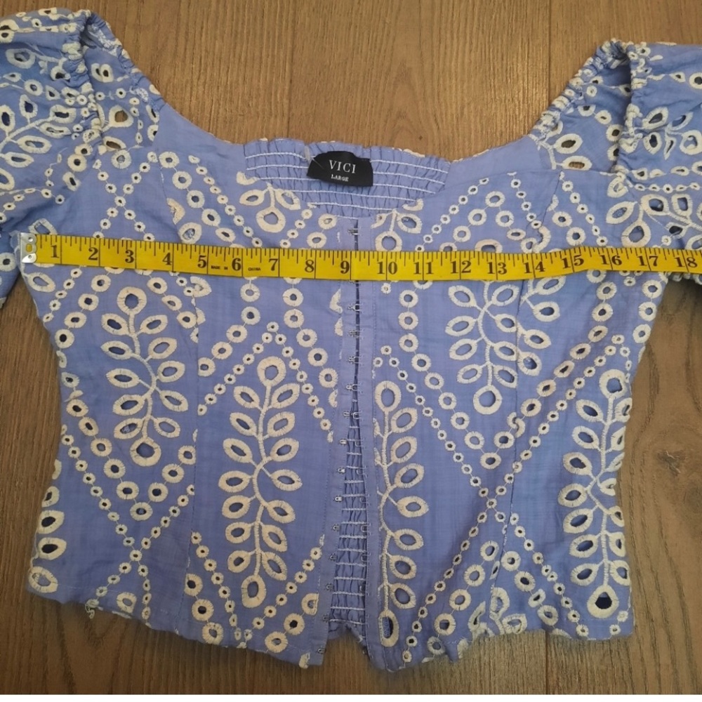 Vici June Swoon Cotton Blend Eyelet Cropped Top - Picture 12 of 12